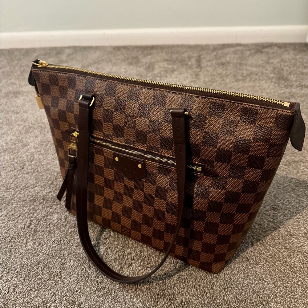 Louis Vuitton Iena PM Tote